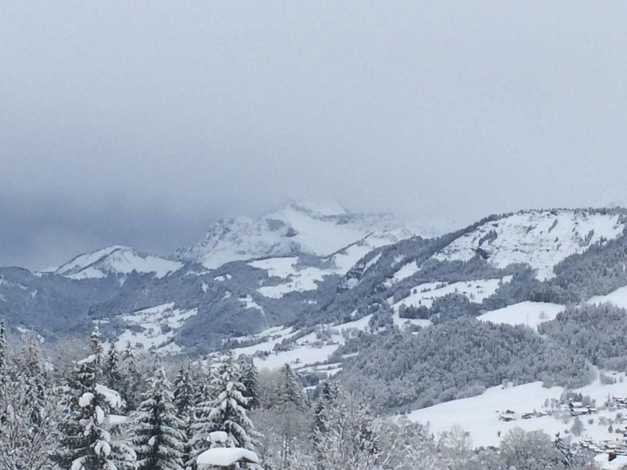 Hotel La Ferme Du Golf Megève Zewnętrze zdjęcie